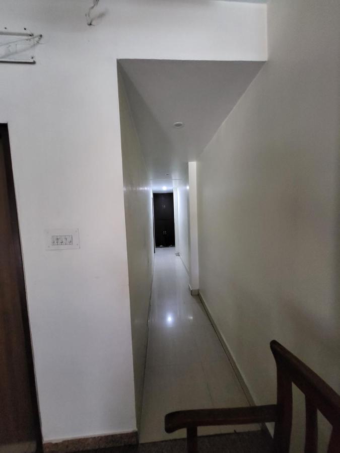 Atithi Residency Hotel *